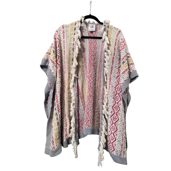 Cabi Boho Aztec Diamond Fringe Poncho Sweater XS SM - Picture 2 of 6